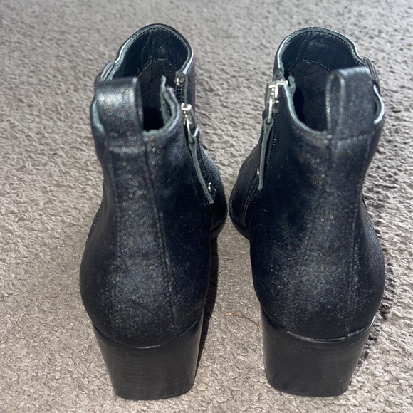 L. Paolo Black Side Zip Boots - Picture 4 of 8